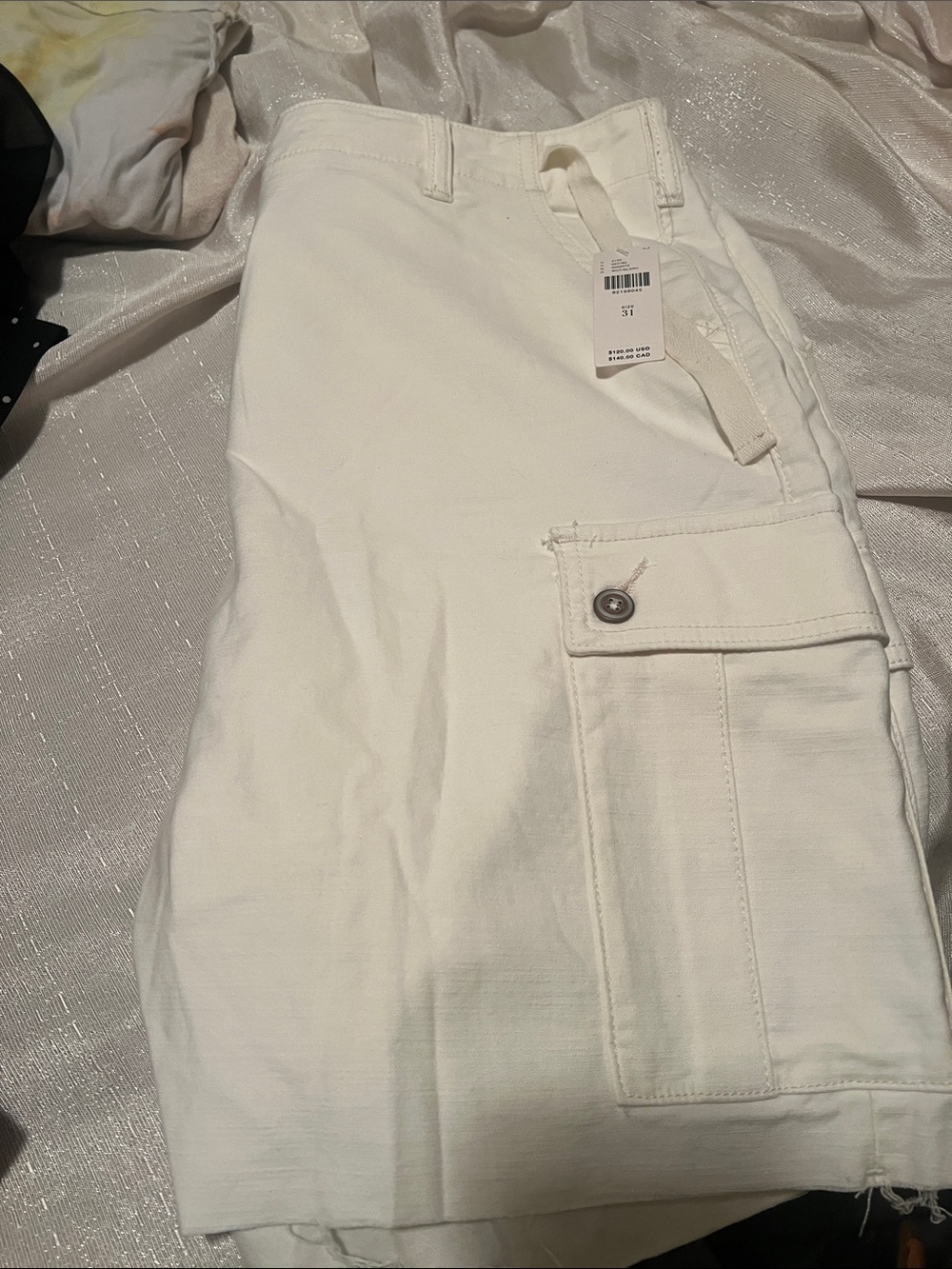 Pilcro Cream Raw-Hem Cargo Shorts